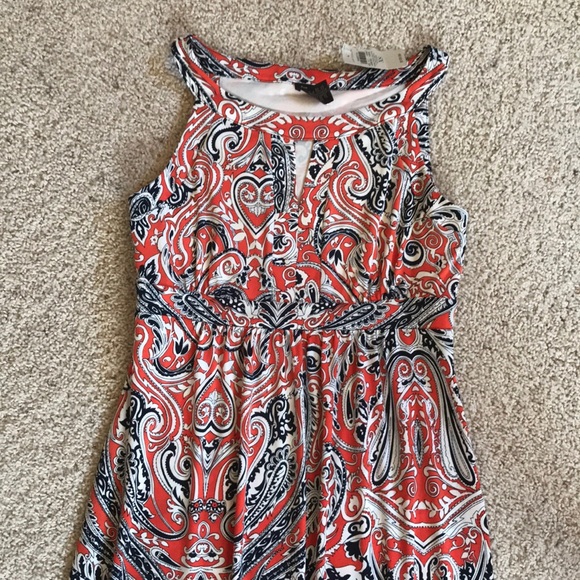 NWT, Ann Taylor, Beautifully Designed Maxi Dress! - Picture 6 of 8